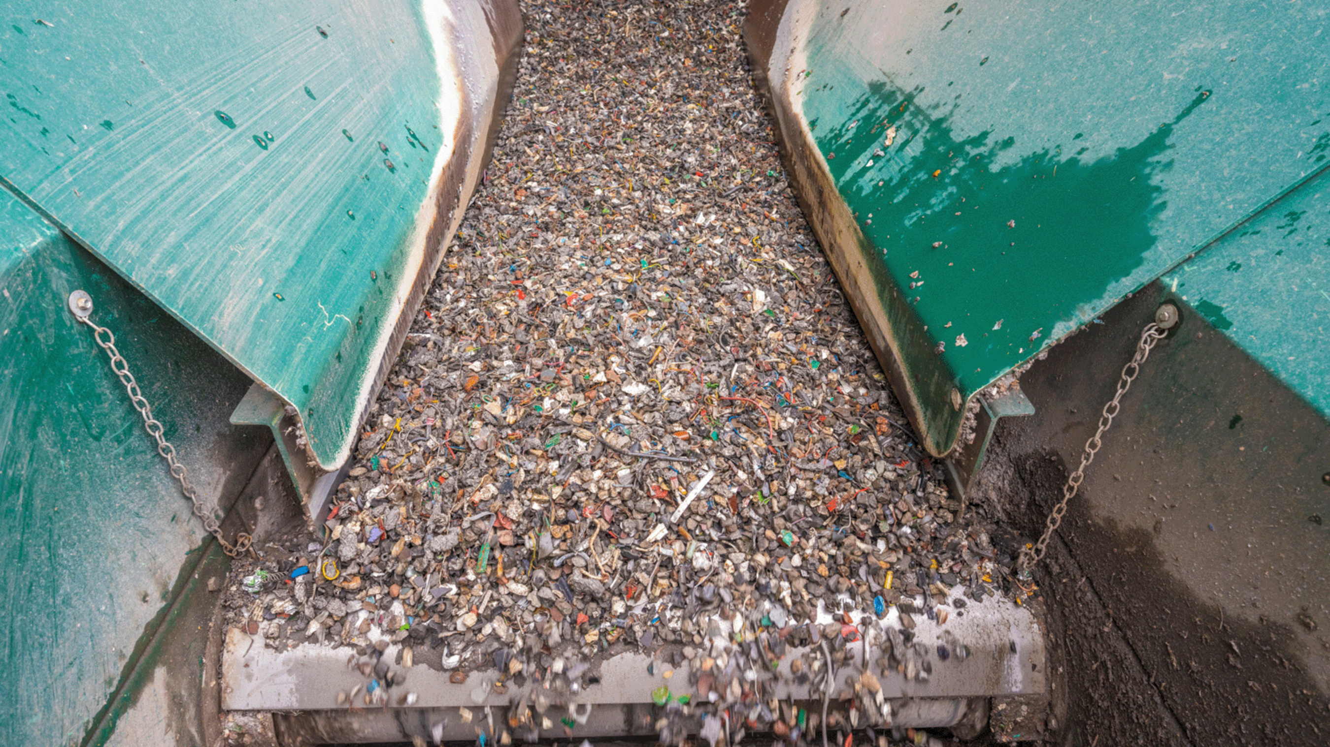 Vibrationsförderrinne mit Elektro-Shredder